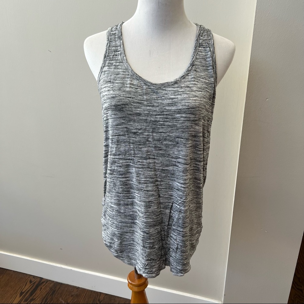 grey mossimo tank